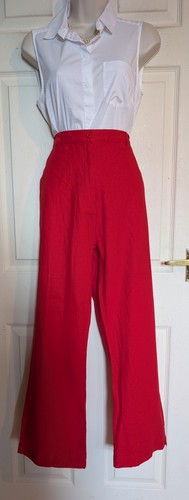 Bnwt saloos bright - bnwt, red