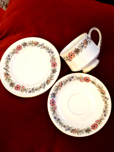 Paragon belinda trio including - paragon,
