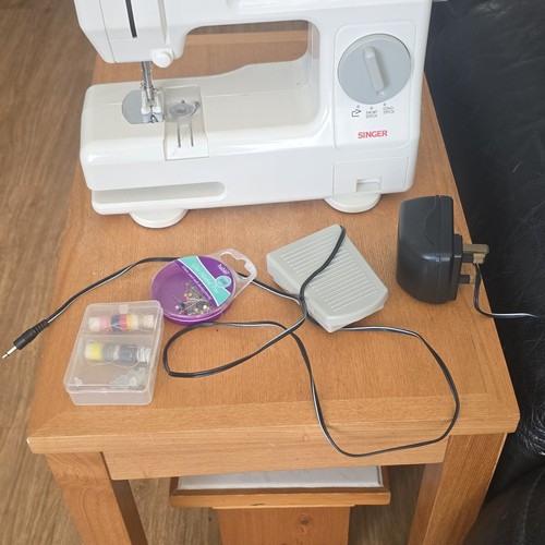 Singer mini electric portable - mini,