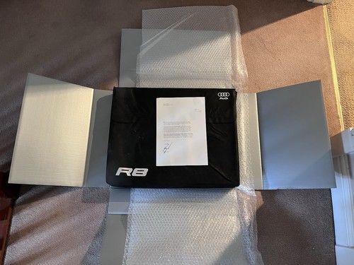 Audi exclusive presentation - audi, r8