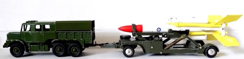 Dinky 689 medium - dinky, artillery