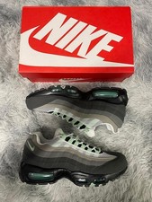 Nike Air Max 95’s Pearl Grey/Stadium Green Size UK 8
