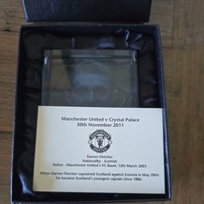 Manchester United's Darren Fletcher 2011- 2012 Glass Football ornament (Boxed)