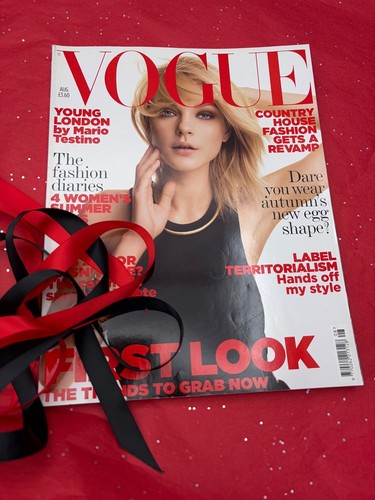 Vogue magazine 2006 - magazine, august