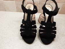 Pavers black embelished sandals size 5 new unworn
