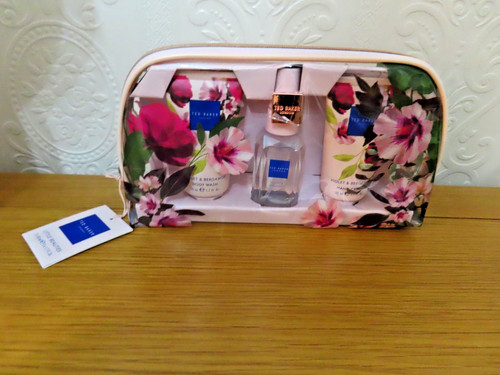 Ted baker little - ted, beauties
