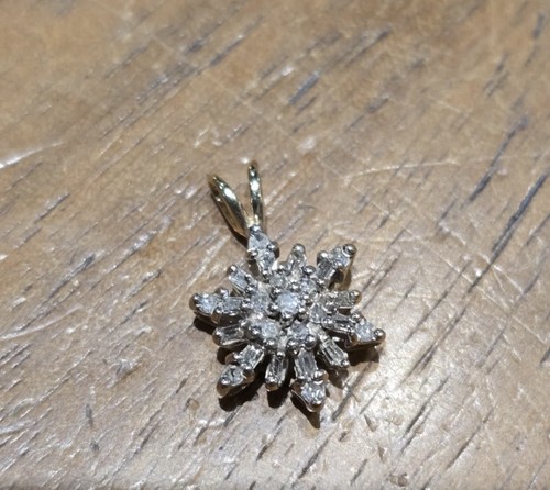 9ct yellow gold - 0.25ct, diamond