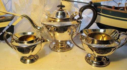 Quality tea service - quality, piece