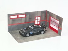 Auto garage with ''metal''
