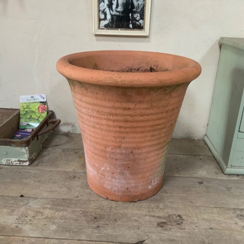 Antique weathered large ribbed - weathered,