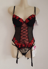 Black & Red Embroidered Basque with Suspenders & Knickers, UK Size 38D New