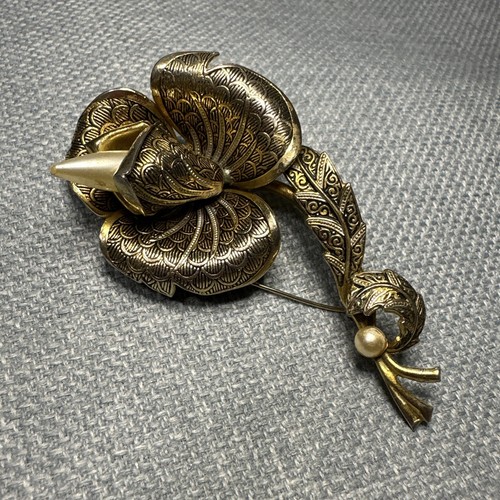 Retro vintage large gold tone - vintage,