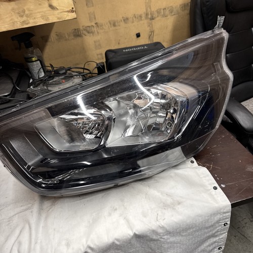 Ford transit custom headlight - ford,