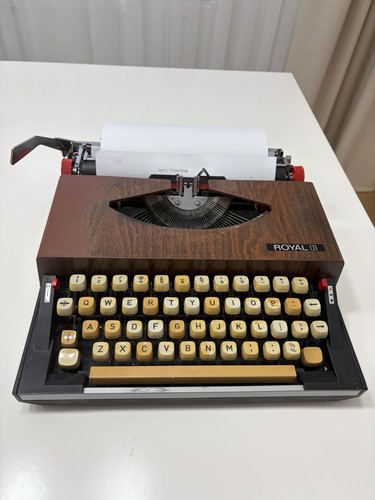Vintage royal 240 manual - 240,