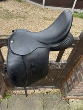 Frank Baines Elegance Dressage Saddle 18.5”