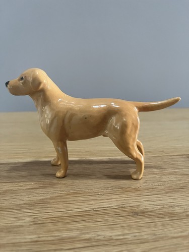 Beswick labrador figurine - beswick,