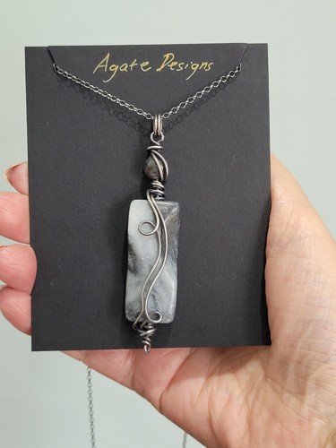 Rectangular marble wirework - marble,