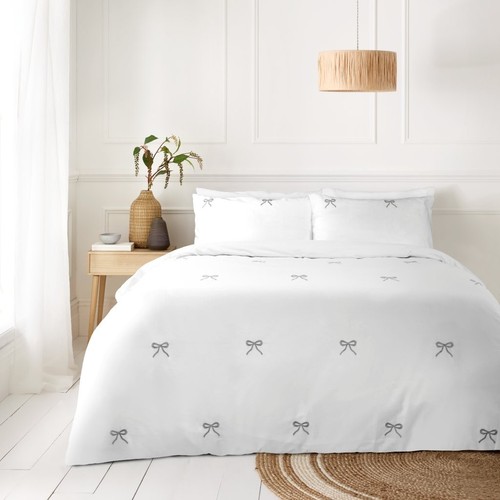 Embroidered duvet quilt cover - embroidered,