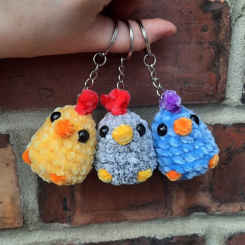 One custom chicken keyring - one,
