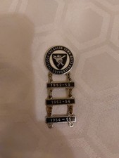 SKEGNESS TOWN FOOTBALL SUPPORTERS CLUB BADGE 1952