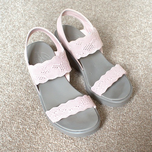 Pink skechers luxe foam - skechers, cali
