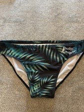 Men’s Budgy Smugglers Swim Wear Gym Pool Medium 36”?? Leaves Plants Rugby