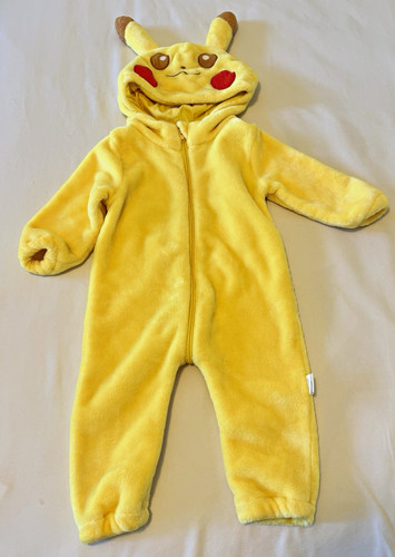 Pikachu pokémon yellow hooded - yellow,