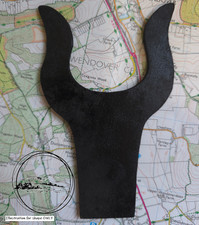 Solid English Acacia U-Shaped