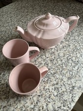 Vintage Teapot Baby Pink by Sadler & Non Matching Contrasting Colour Cups x 2