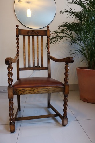 Jacobean style barley twist - jacobean,