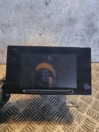 Toyota prius sat nav - sat, display
