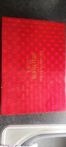 Elizabeth arden red - arden, door