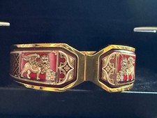 FreyWille Clasp Bangle