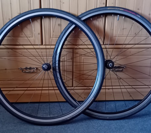Giant 700c alloy road - alloy, bike