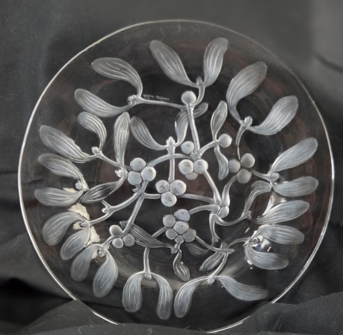 Pristine signed lalique - signed,