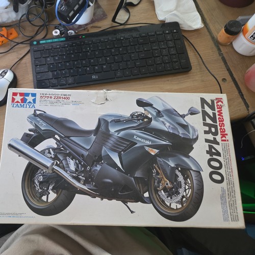 Tamiya 14111 kawasaki - 1/12,