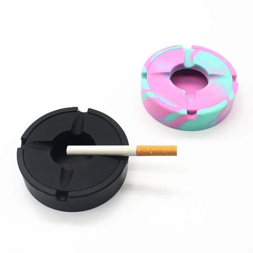 Silicone ashtray with - silicone, lid