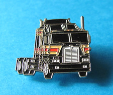 KENWORTH K 100 E  Truck / Lorry  Pin Badge.  VGC.