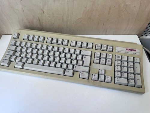 Vintage compaq keyboard - uk,