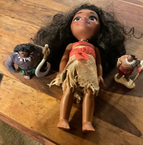 Large singing talking moana - singing,,
