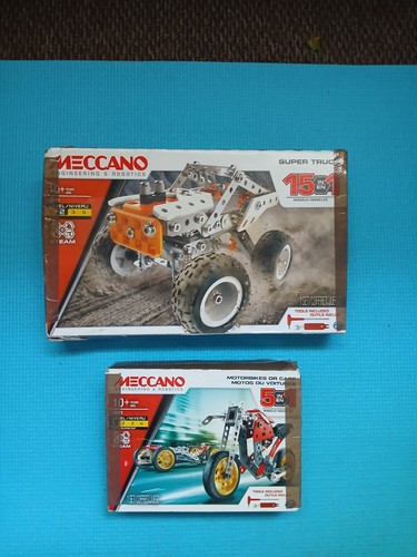 Two meccano sets - meccano,