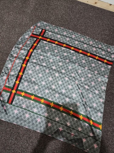 Gucci floral silk scarf - floral,