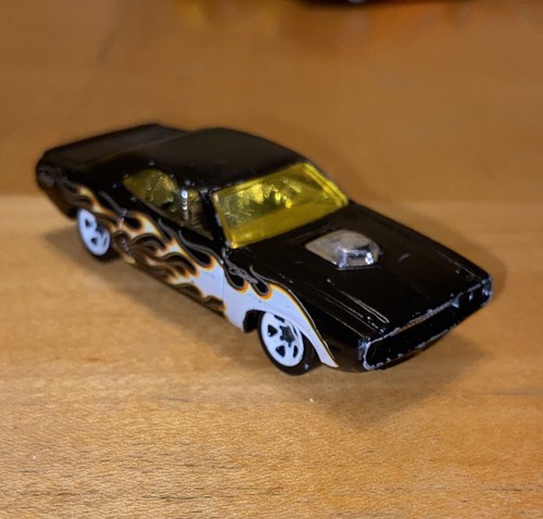 Vintage hot wheels 2006 dcc - 2006,