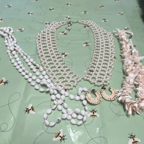 Costume jewellery mixed lot