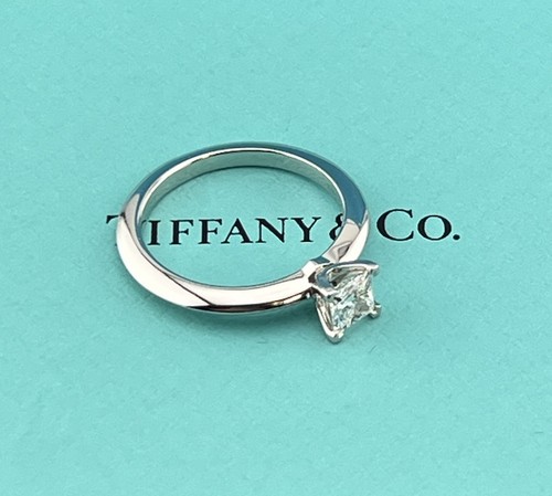 Tiffany plat apprx 0 39ct - &,
