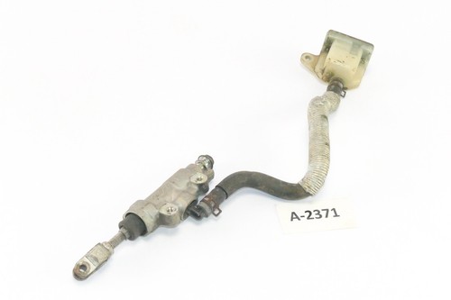 Suzuki 650 rear - r,