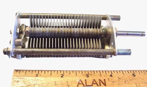 Variable capacitor 40pf wide - variable,