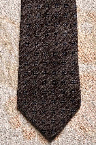 Suitsupply dark brown flower - suitsupply,