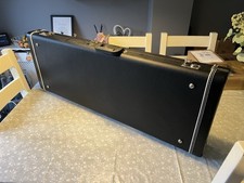 Fender Classic Series Case Strat/Tele, Black (excellent condition)