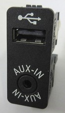 Genuine Used MINI - USB & AUX-IN Socket for R56 R55 R57 R58 F56 F55 - 9229246